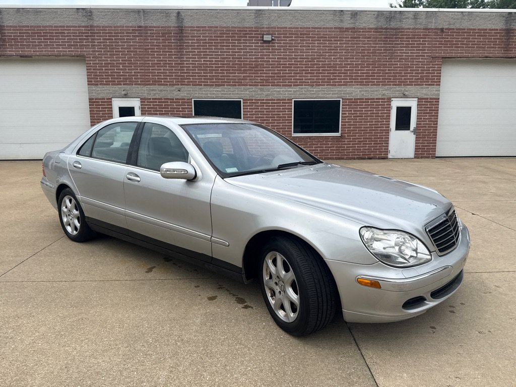 Used 2004 Mercedes-Benz S 500 4MATIC image 3