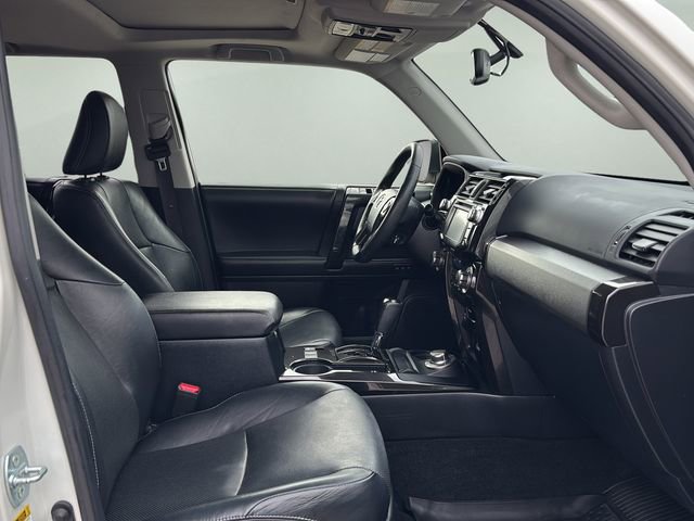 Used 2019 Toyota 4Runner Limited AWD/4WD image 10