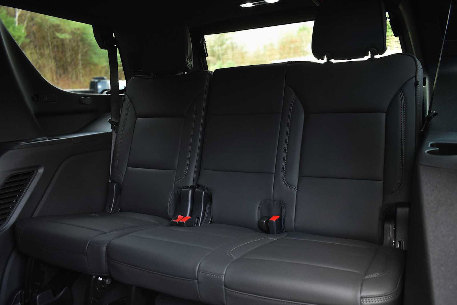Used 2026 Chevrolet Tahoe High Country AWD/4WD image 16