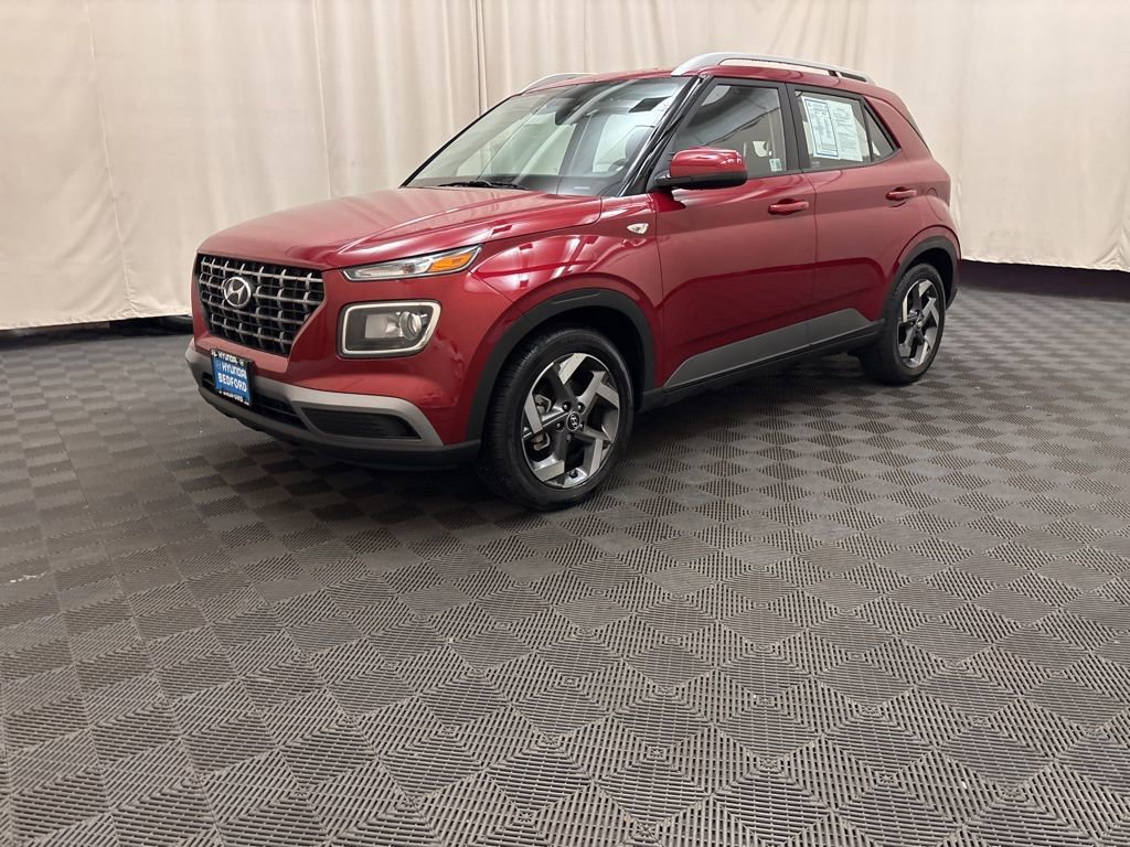 Certified 2025 Hyundai Venue SEL
