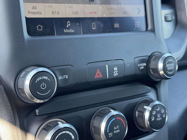 Used 2024 RAM 2500 Tradesman w/ Chrome Appearance Group image 5