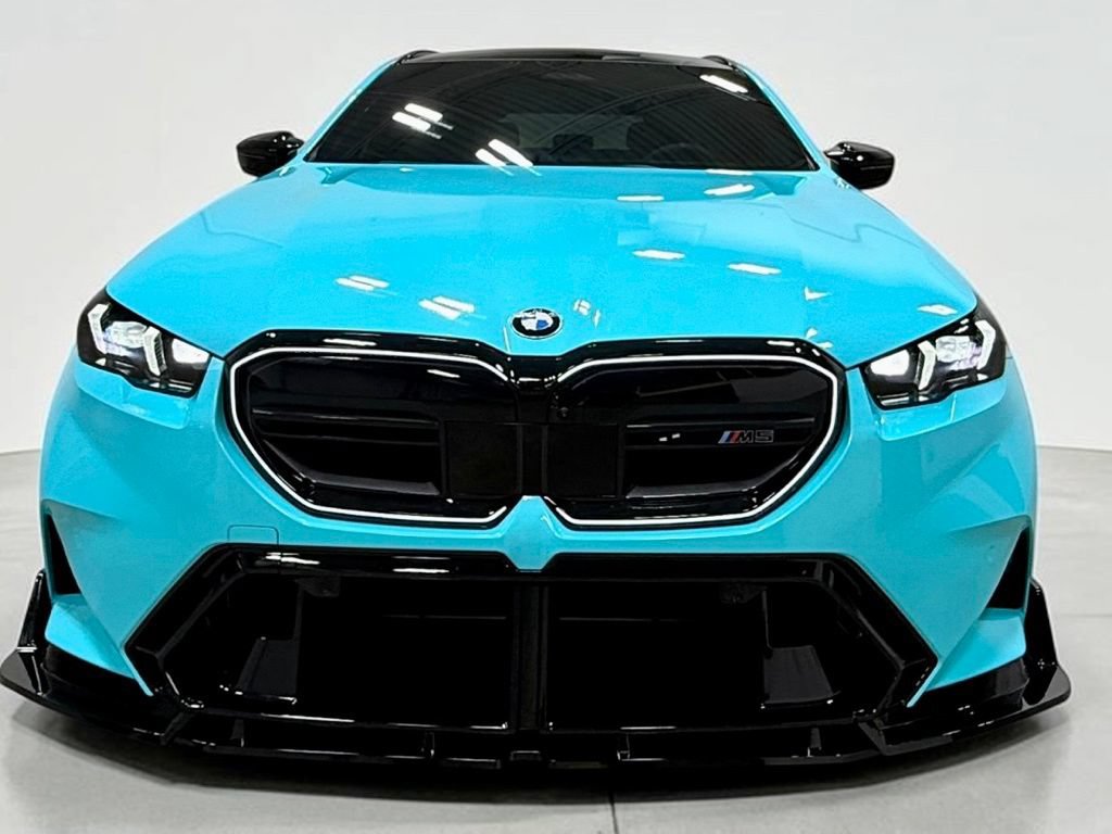 Used 2026 BMW M5 Touring AWD/4WD image 9