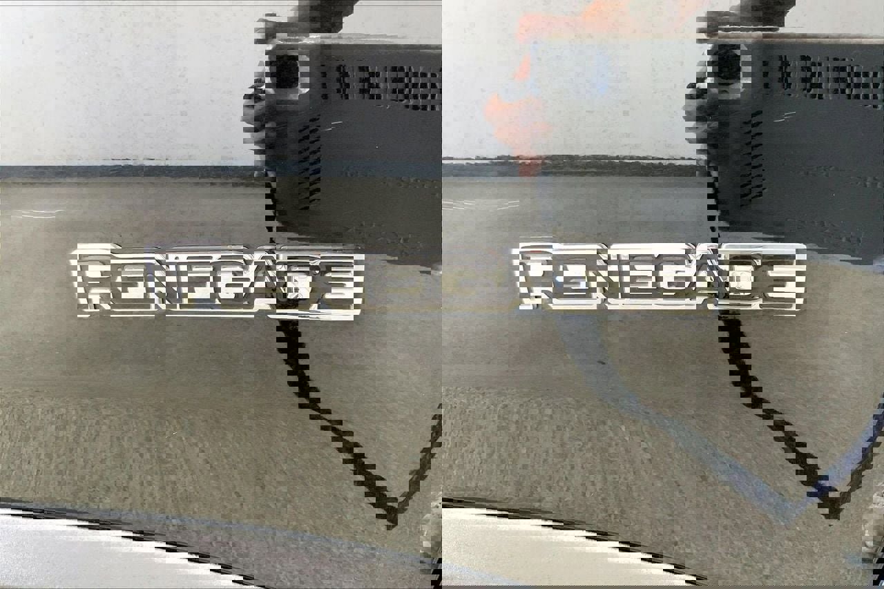 Used 2020 Jeep Renegade Latitude image 7