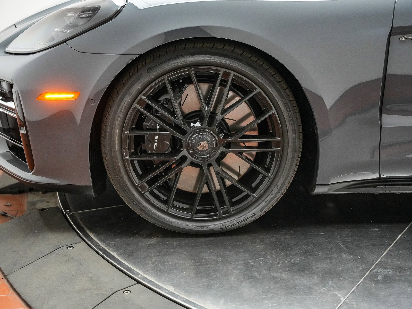Certified 2025 Porsche Panamera Turbo image 15
