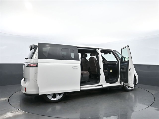 New 2025 Volkswagen ID. Buzz Pro S image 41