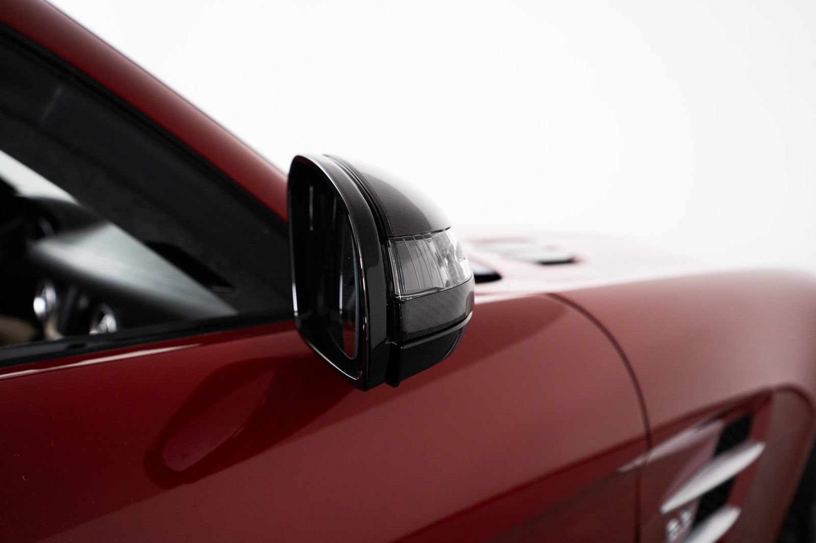 Used 2012 Mercedes-Benz SLS AMG Roadster image 25