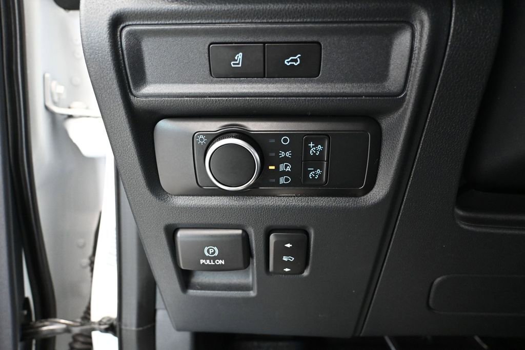 Used 2022 Ford Expedition Max XLT AWD/4WD image 32