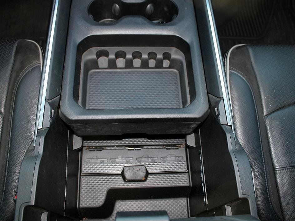 Used 2021 RAM 2500 Laramie w/ Night Edition image 16