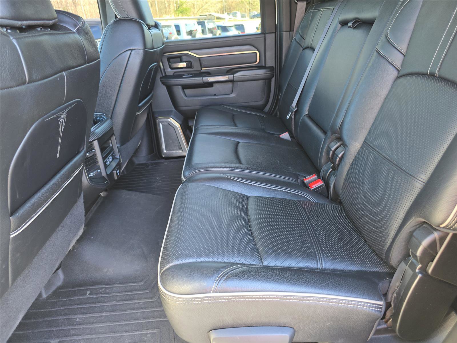 Used 2021 RAM 2500 Limited image 15