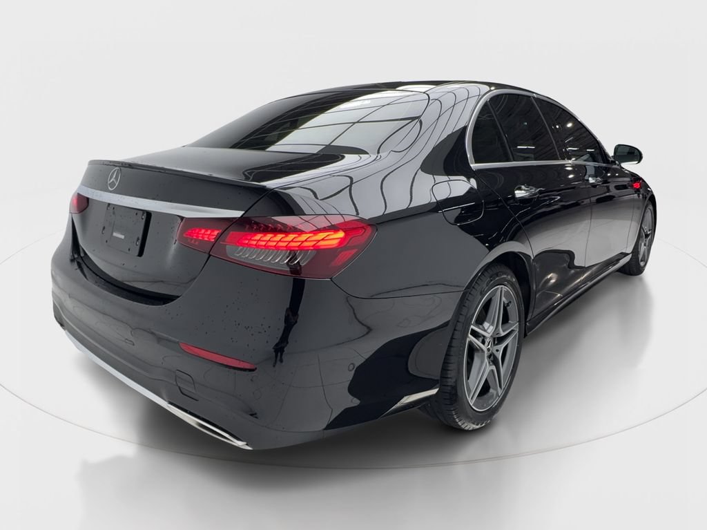 Used 2023 Mercedes-Benz E 350 4MATIC Sedan image 7