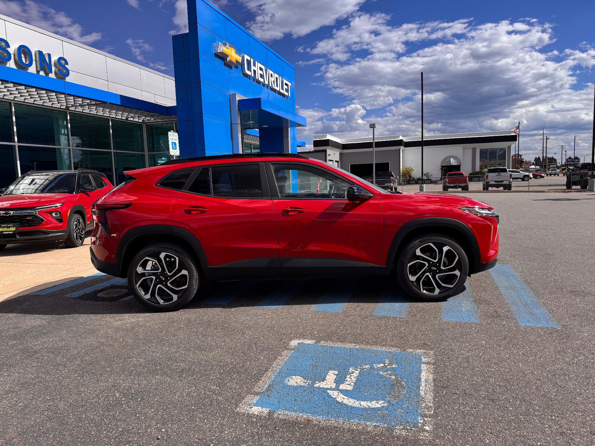 New 2026 Chevrolet Trax RS w/ Driver Confidence Package FWD image 8