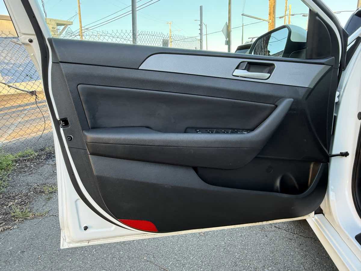 Used 2018 Hyundai Sonata SEL image 31