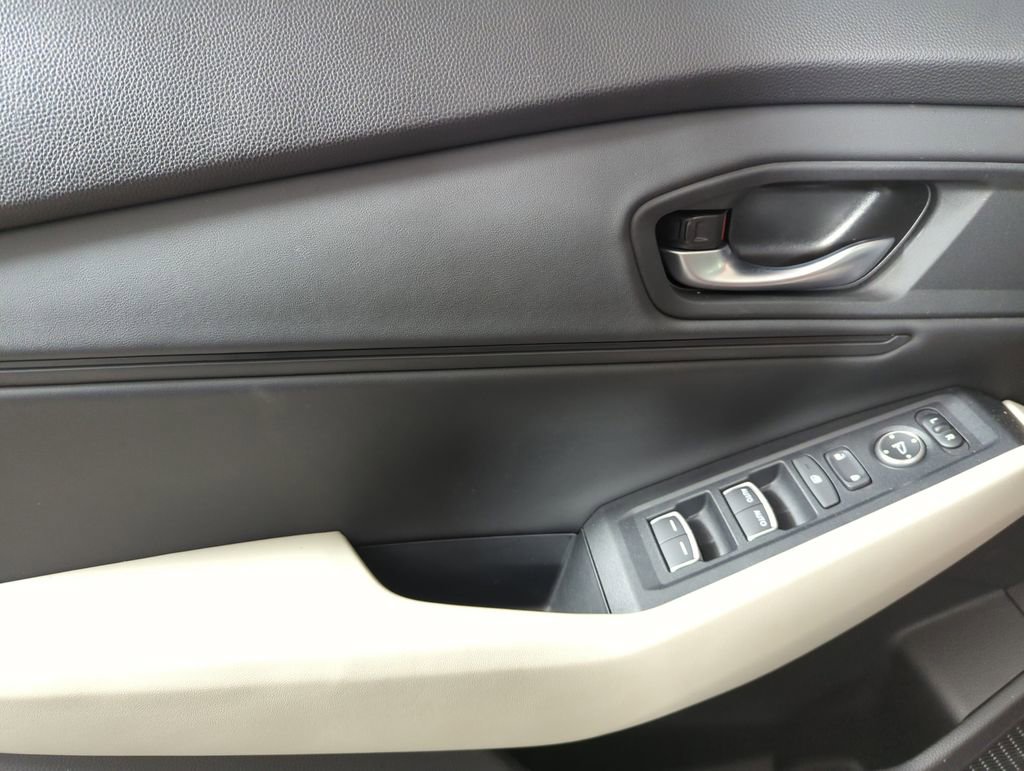 Certified 2025 Honda Accord SE image 10