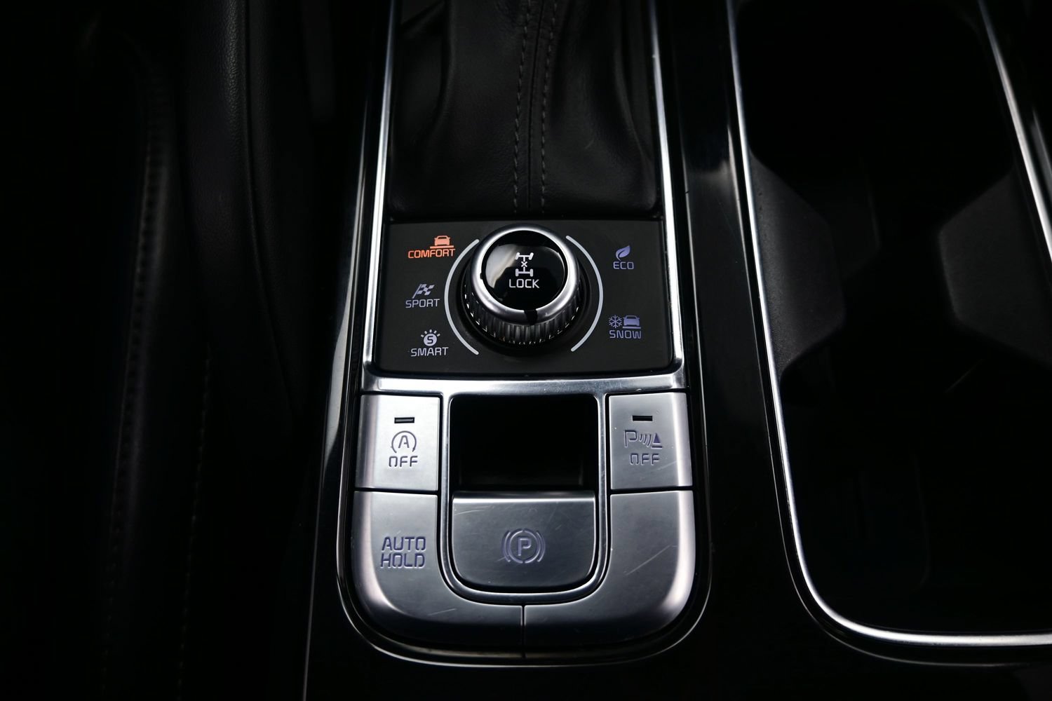 Used 2020 Kia Telluride S AWD/4WD image 25