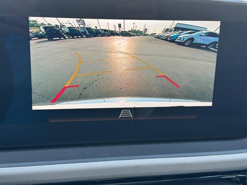 New 2025 Buick Envista Avenir image 16