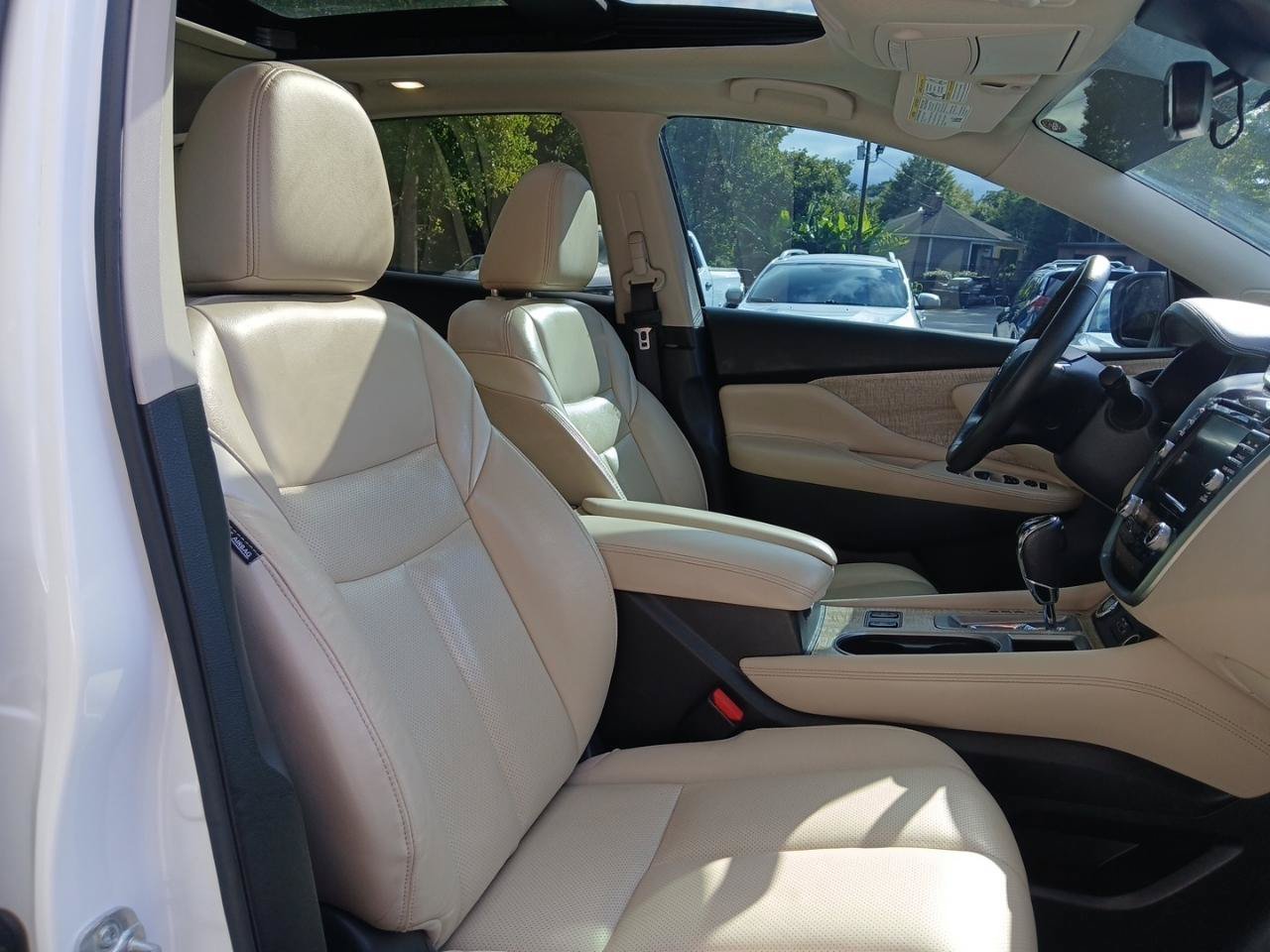 Used 2023 Nissan Murano SL AWD/4WD image 16