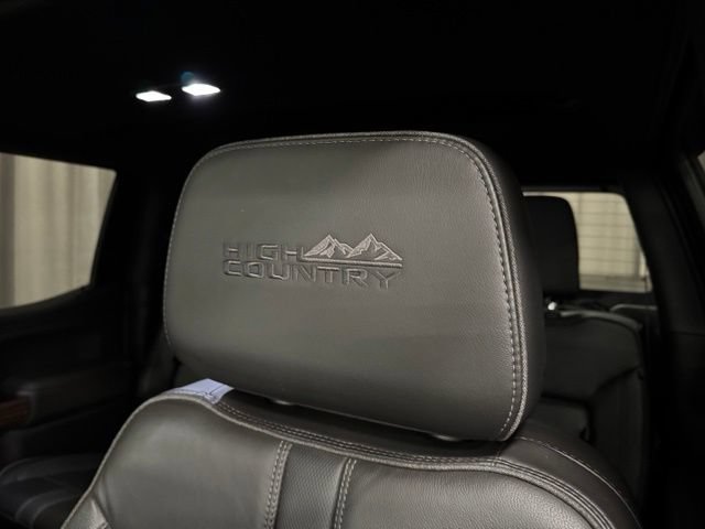 Used 2021 Chevrolet Silverado 1500 High Country w/ Technology Package AWD/4WD image 32