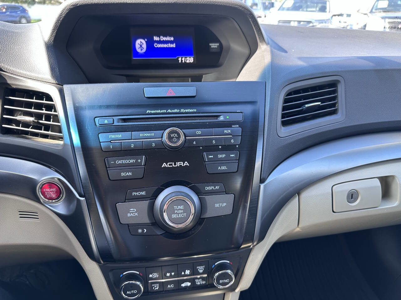 Used 2014 Acura ILX w/ Premium Package FWD image 22