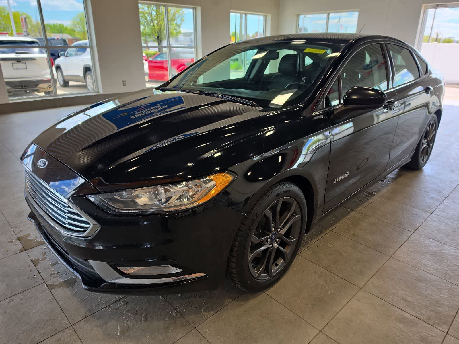 Used 2018 Ford Fusion SE w/ Equipment Group 601A FWD video 2