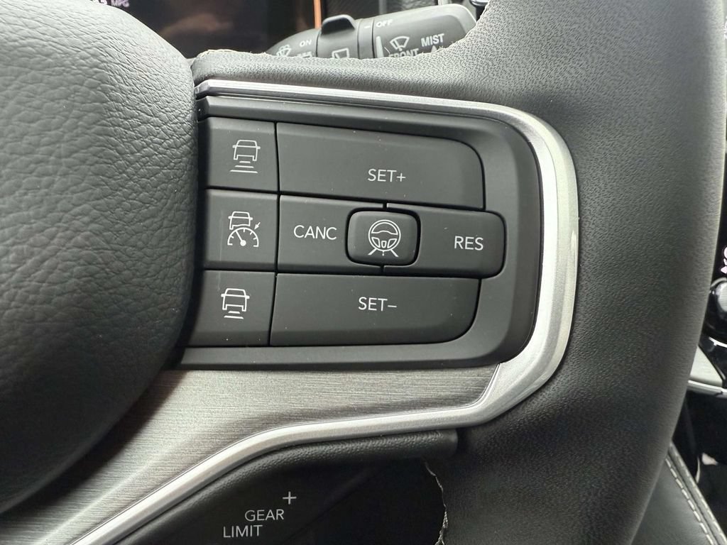 New 2026 Jeep Grand Wagoneer Limited w/ Premium Group II AWD/4WD image 24