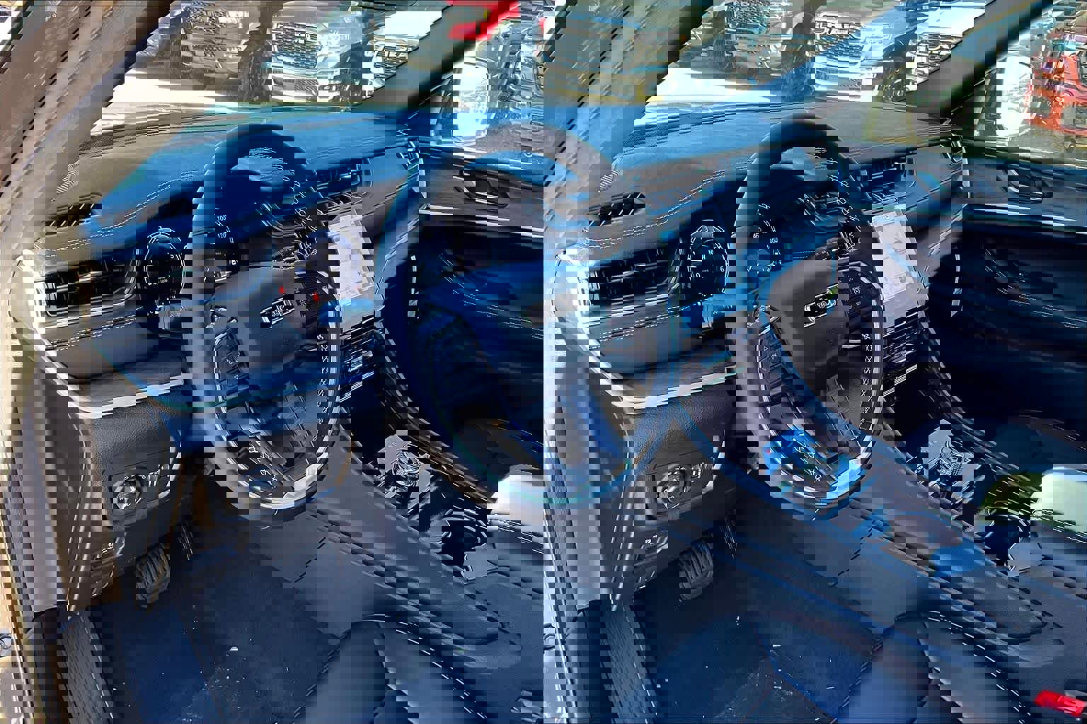 New 2025 Jeep Grand Cherokee L Limited image 9