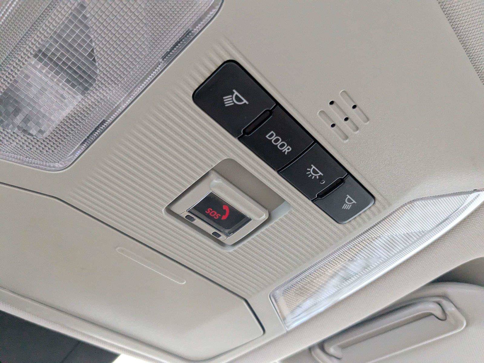 Certified 2022 Toyota RAV4 XLE FWD image 26