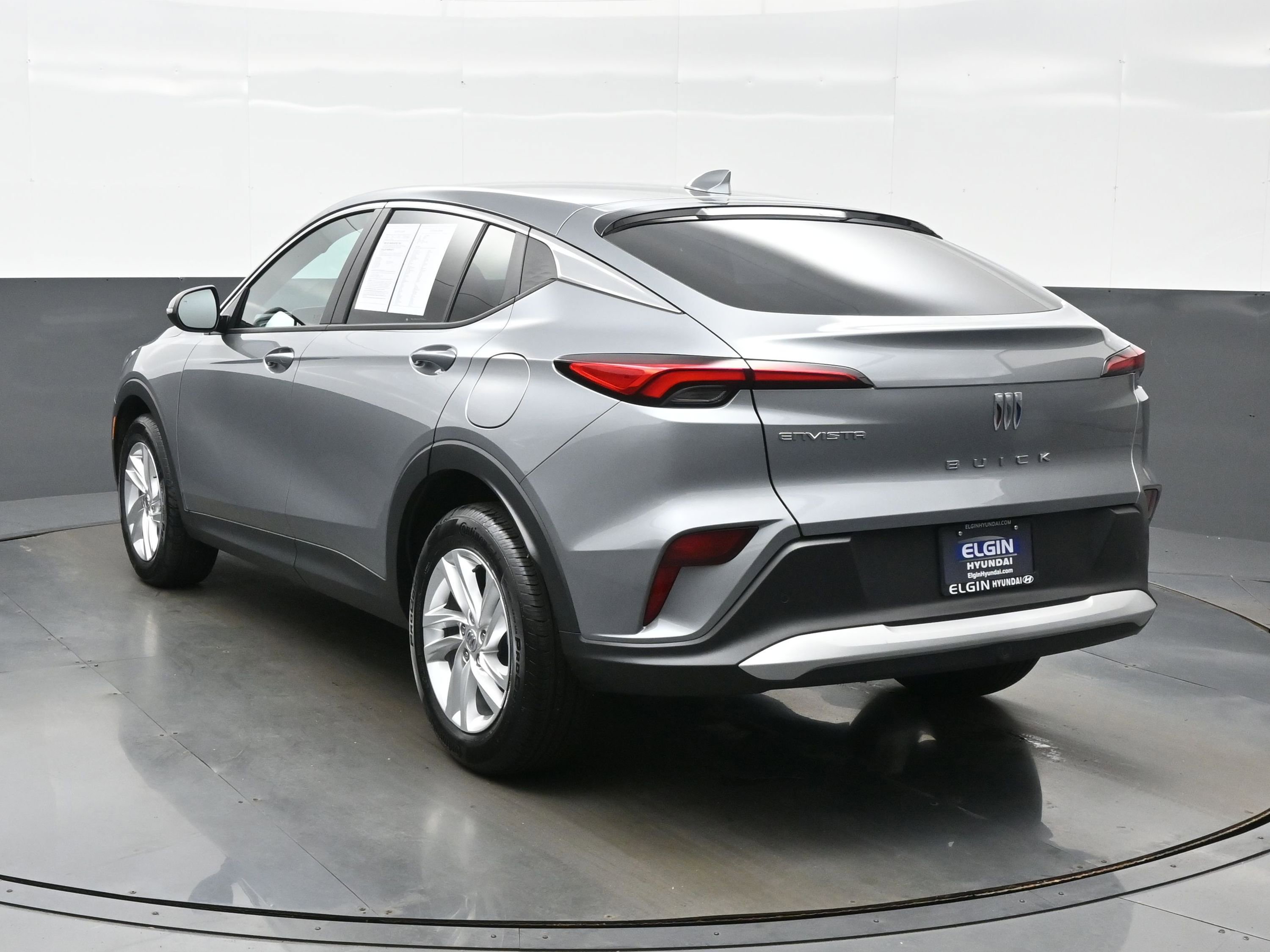 Used 2025 Buick Envista Preferred w/ Convenience II Package image 4