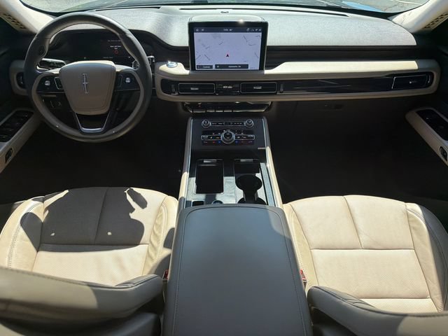 Used 2022 Lincoln Aviator Reserve w/ Equipment Group 201A RWD image 26
