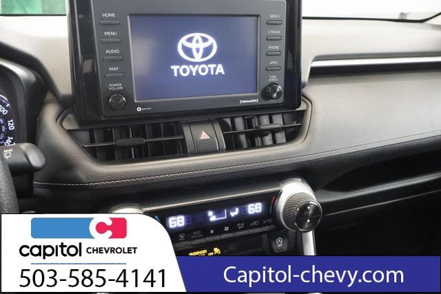 Used 2020 Toyota RAV4 XLE w/ Carpet Mat Package AWD/4WD image 20