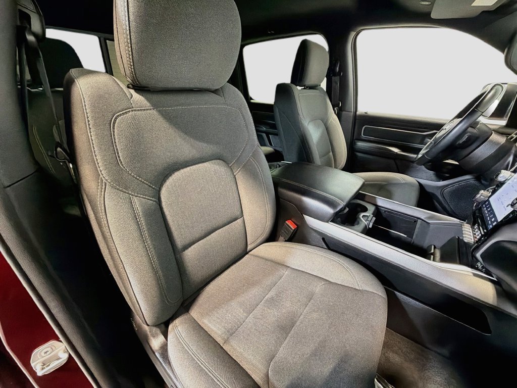 Used 2023 RAM 1500 Big Horn AWD/4WD image 28