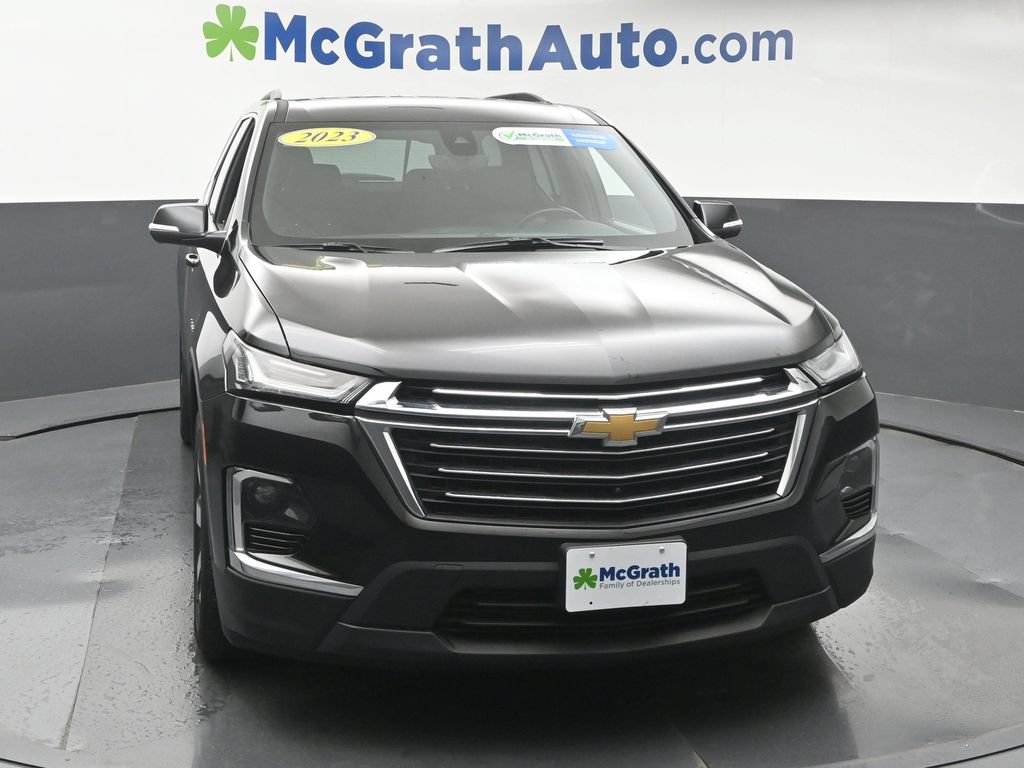 Used 2023 Chevrolet Traverse LT w/ LT Premium Package AWD/4WD image 5