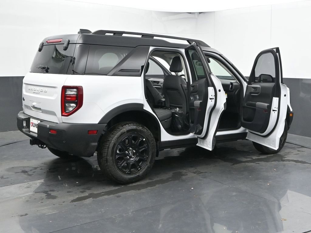 New 2025 Ford Bronco Sport Badlands image 49