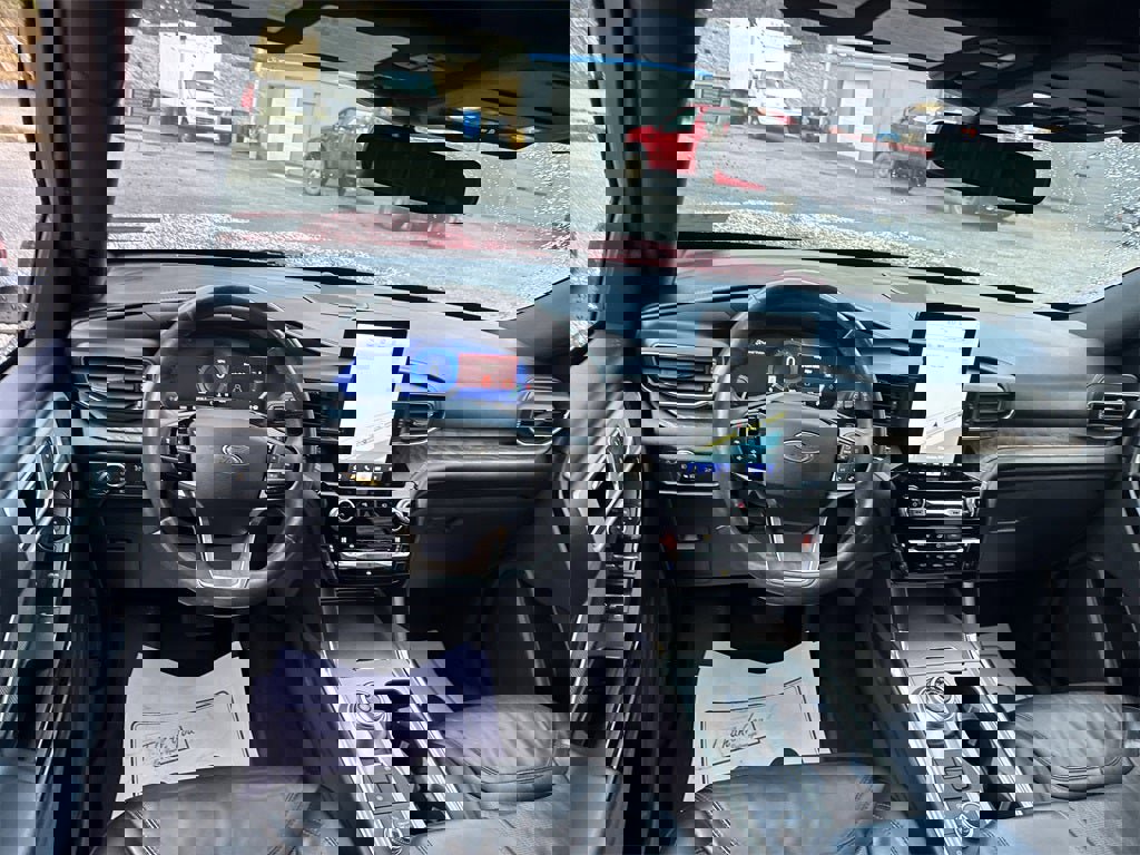 Used 2021 Ford Explorer Platinum w/ Equipment Group 601A image 15