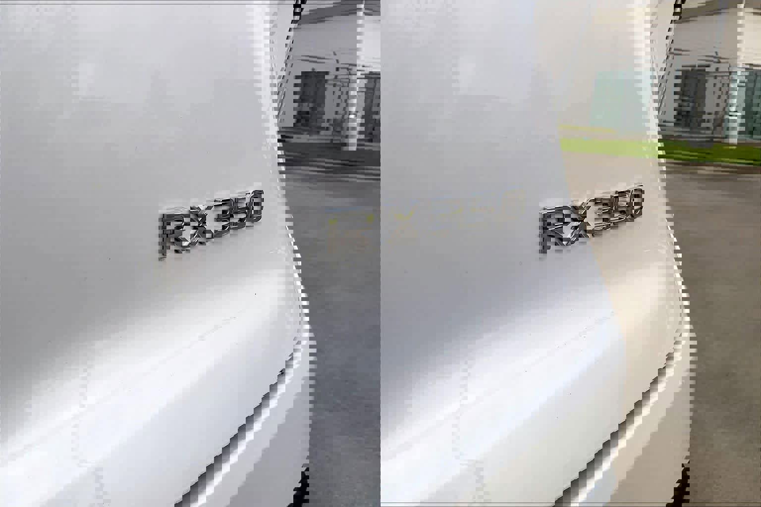 Used 2024 Lexus RX 350 Premium w/ Accessory Package (Z1) image 28