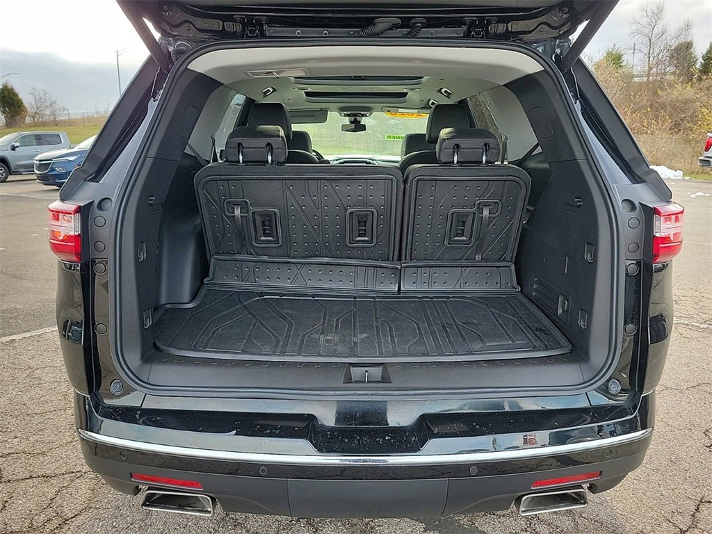 Used 2020 Chevrolet Traverse Premier w/ LPO, Floor Liner Package image 7
