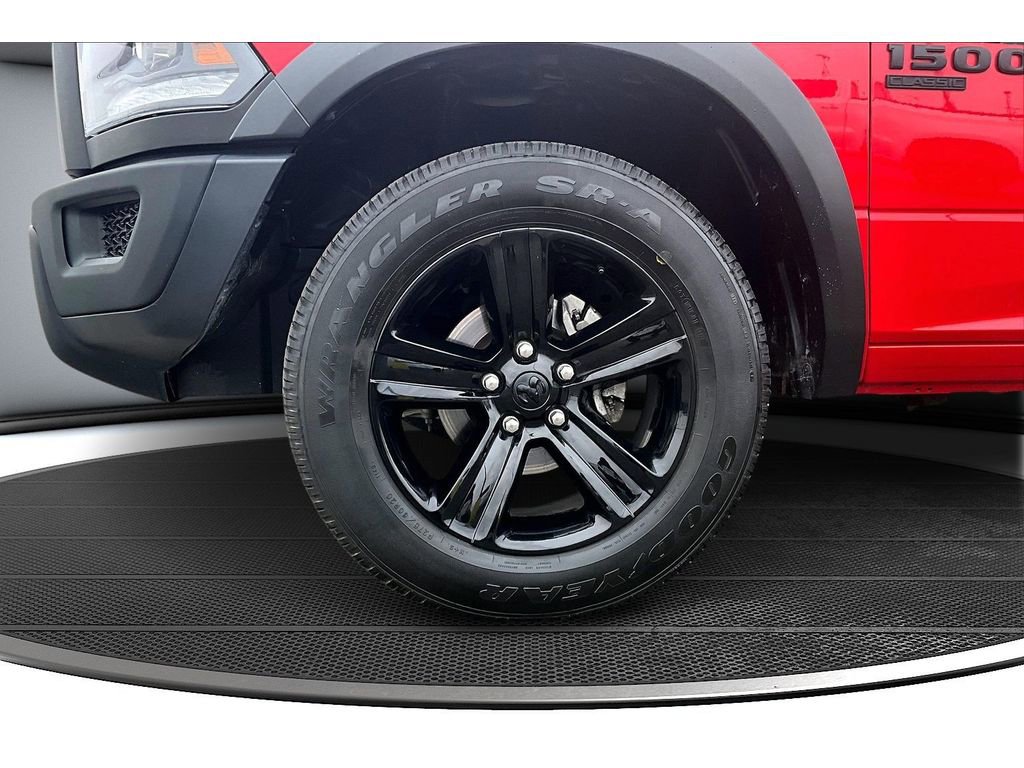 Used 2024 RAM 1500 Classic Warlock image 11