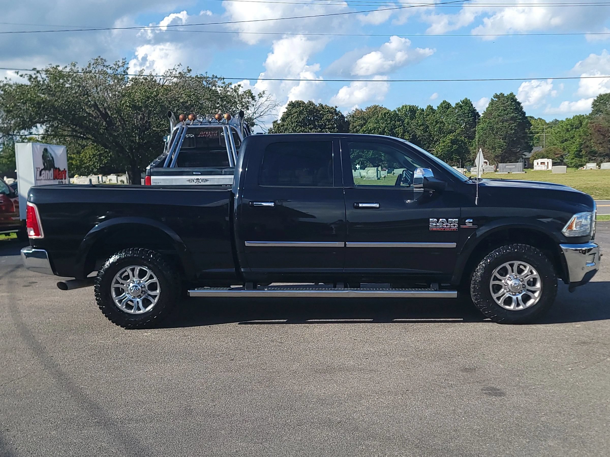 Used 2016 RAM 2500 Laramie RWD image 2