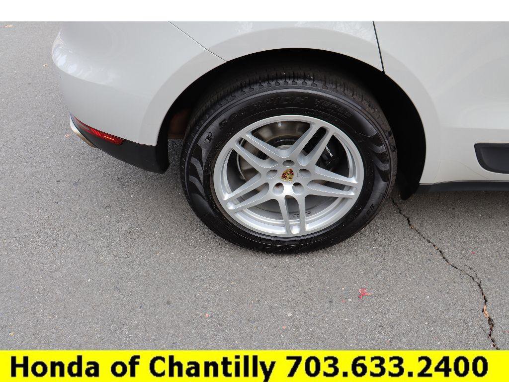 Used 2021 Porsche Macan image 31