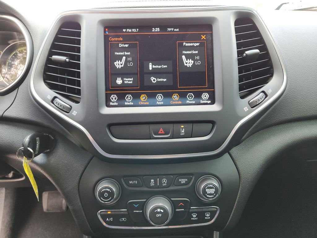 Certified 2022 Jeep Cherokee Latitude AWD/4WD image 21