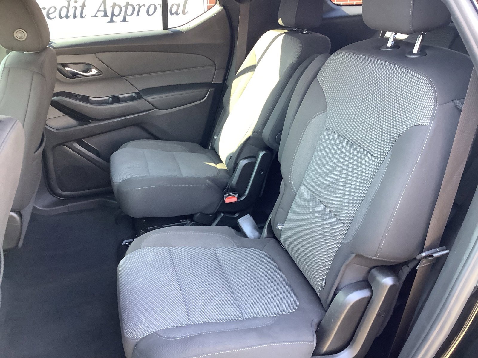 Used 2023 Chevrolet Traverse LT image 10