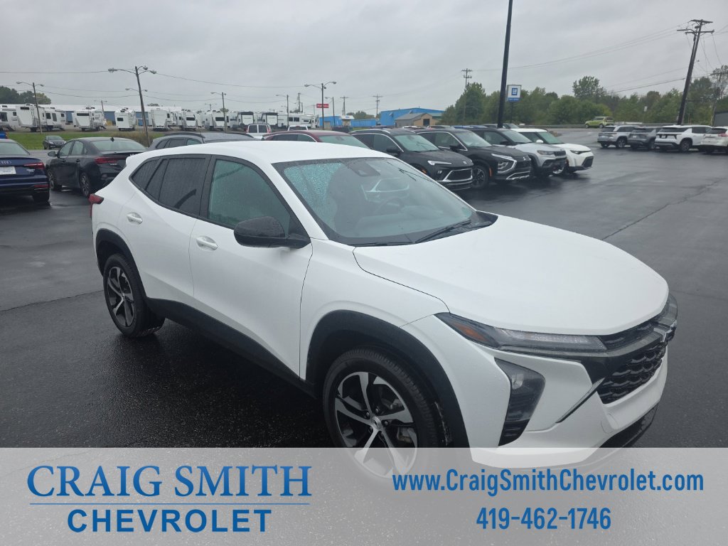 Used 2024 Chevrolet Trax RS w/ Driver Confidence Package FWD image 8
