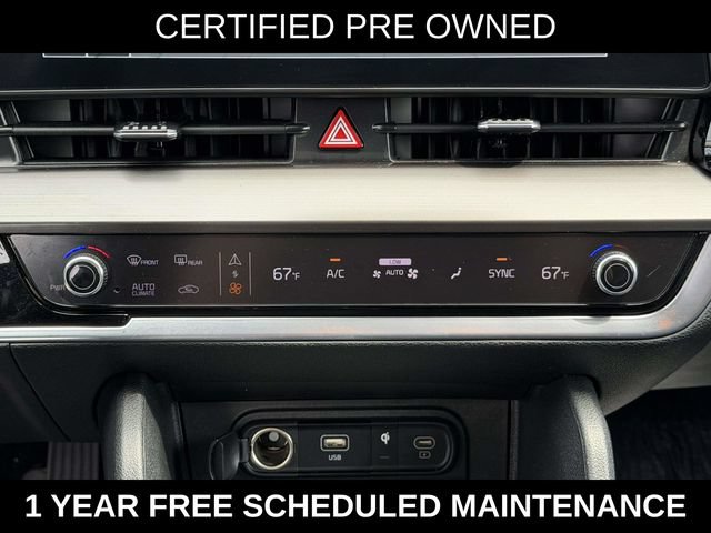 Used 2025 Kia Sportage EX FWD image 21