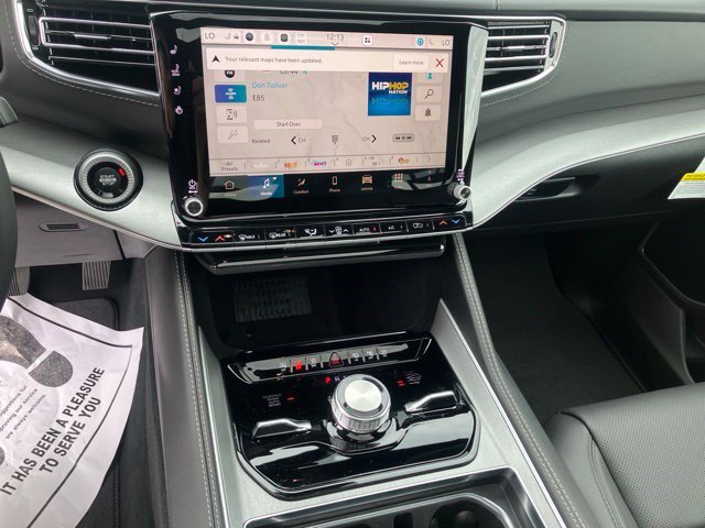 New 2026 Jeep Grand Wagoneer Limited AWD/4WD image 23