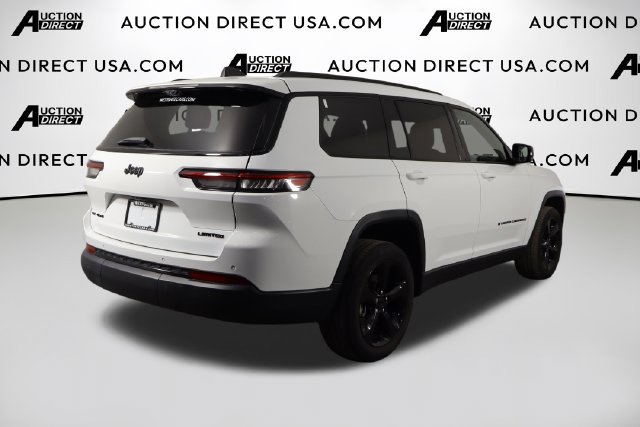 Used 2023 Jeep Grand Cherokee L Limited w/ Luxury Tech Group II AWD/4WD image 43