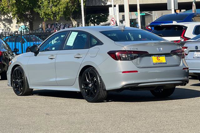 Used 2025 Honda Civic Sport image 6