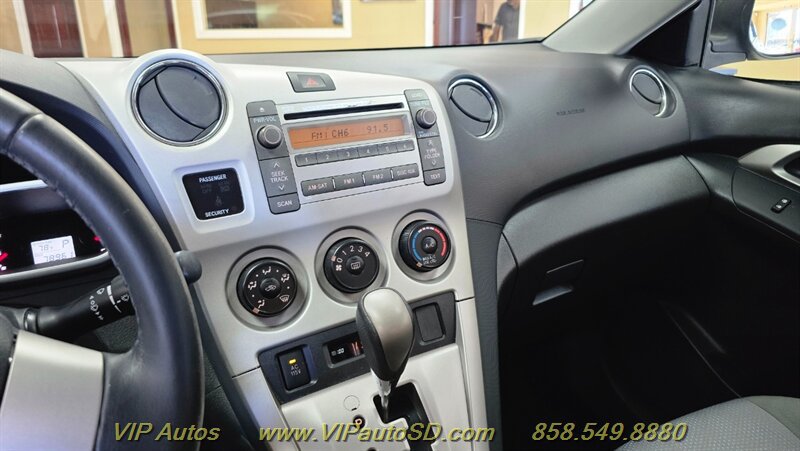 Used 2009 Toyota Matrix S FWD image 21