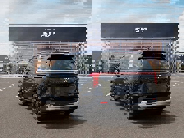 New 2026 Kia Carnival EX image 4