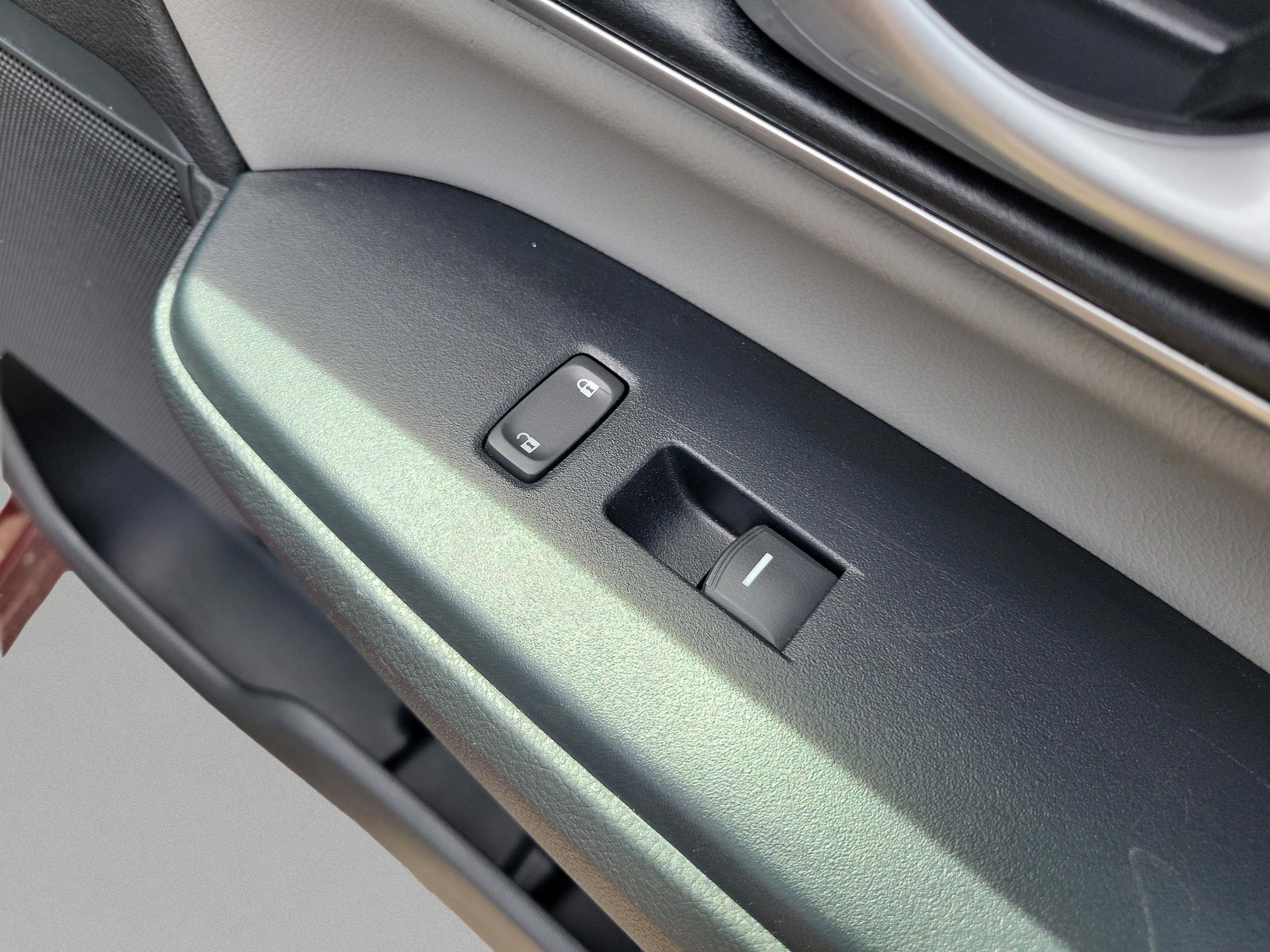 Used 2019 Honda CR-V Touring image 21