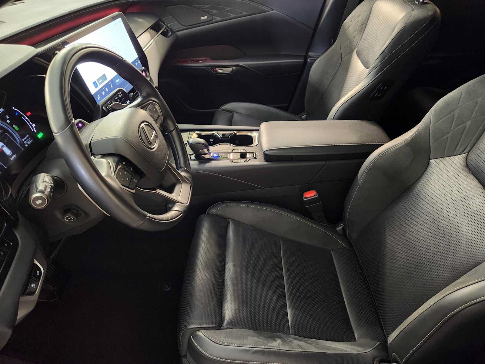 Used 2024 Lexus RX 450h AWD w/ Convenience Package image 14