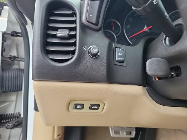 Used 2007 Chevrolet Corvette Convertible w/ Preferred Equipment Group RWD image 25